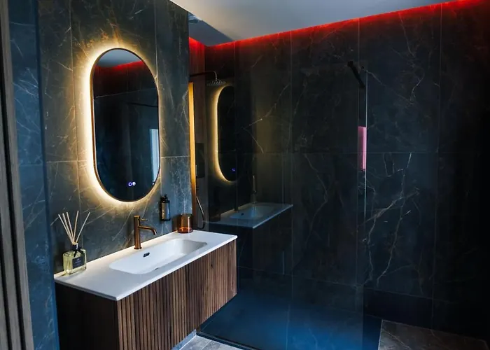 Apartament Dreamy - Evasion, Balneo & Cinema Prive