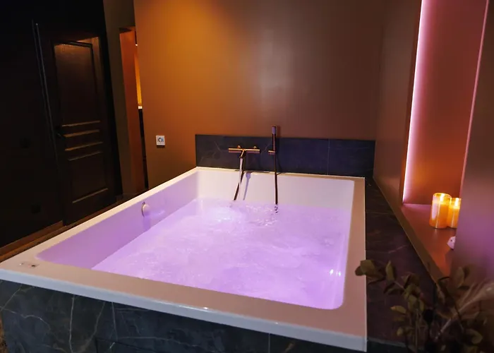 Apartament Dreamy - Evasion, Balneo & Cinema Prive *