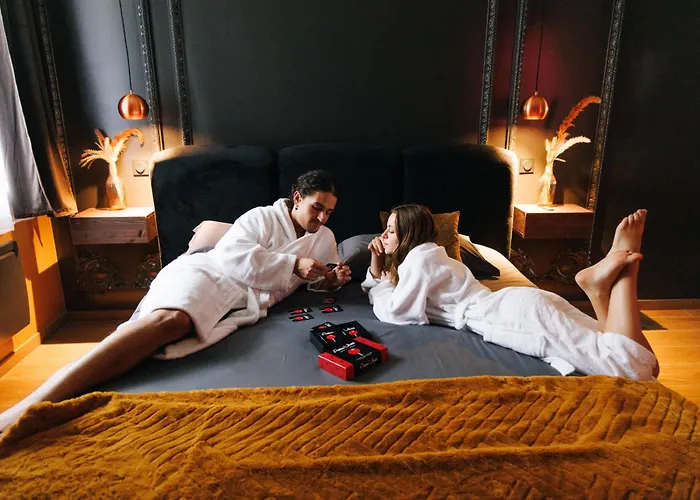 Dreamy - Evasion, Balneo & Cinema Prive Apartament Angers